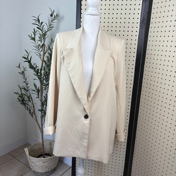 PrettyLittleThing Oversized Blazer Jacket Neutral Cream Women’s 4 - Picture 7 of 7